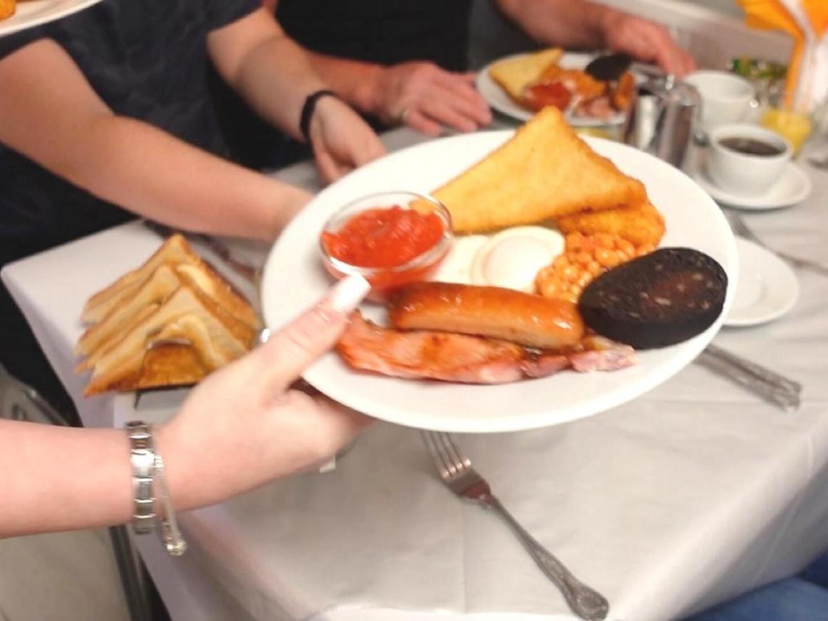 The Sandringham Court Hotel & Apartment Welcoming Large And Small Groups For 15 Years 블랙풀 외부 사진