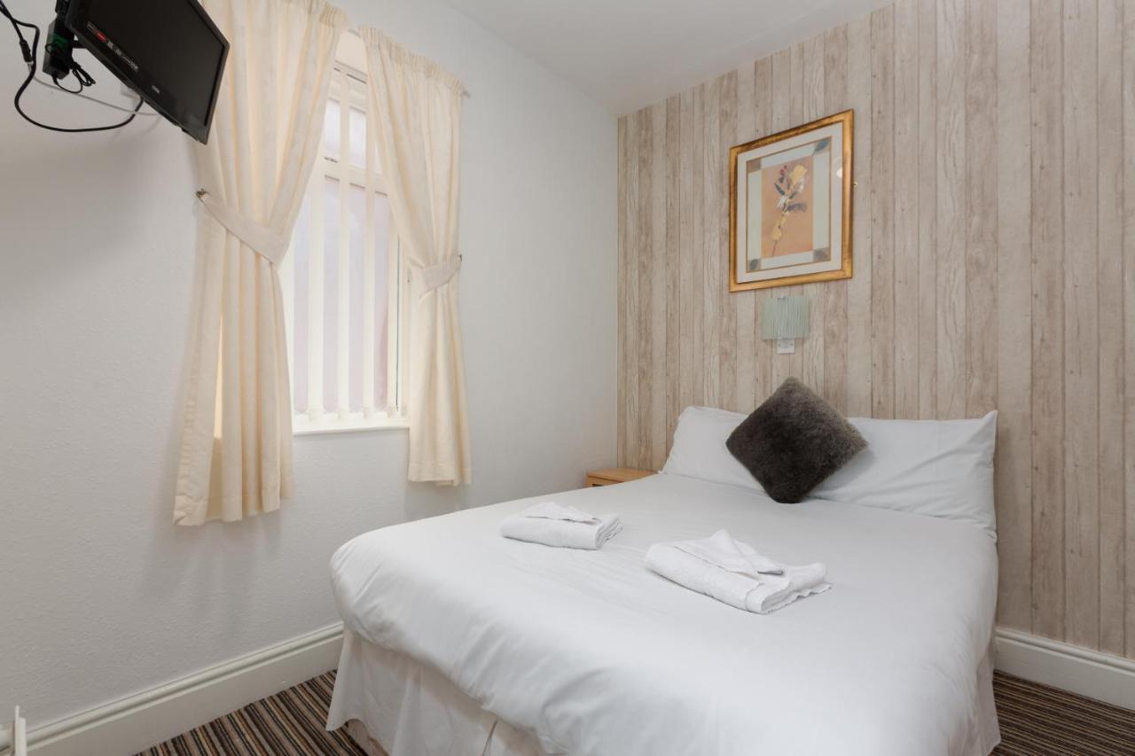 The Sandringham Court Hotel & Apartment Welcoming Large And Small Groups For 15 Years 블랙풀 외부 사진